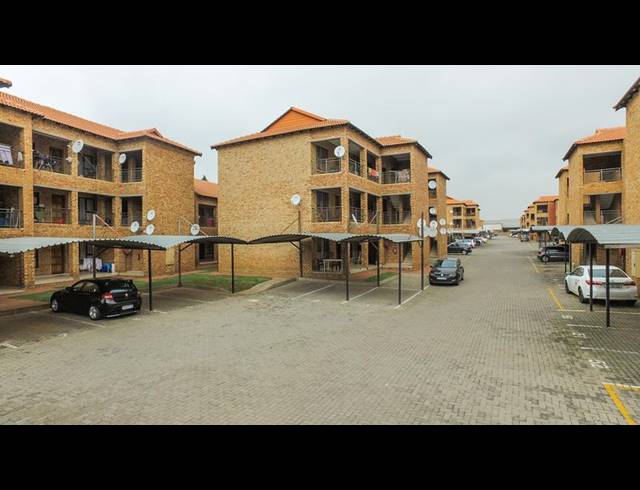 1 BEDROOM APARTMENT FOR SALE IN KLIPPOORTJE